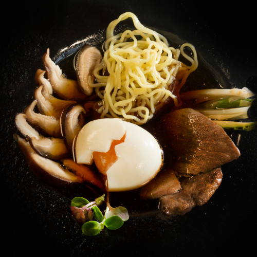 Рамен със свинско Иберико